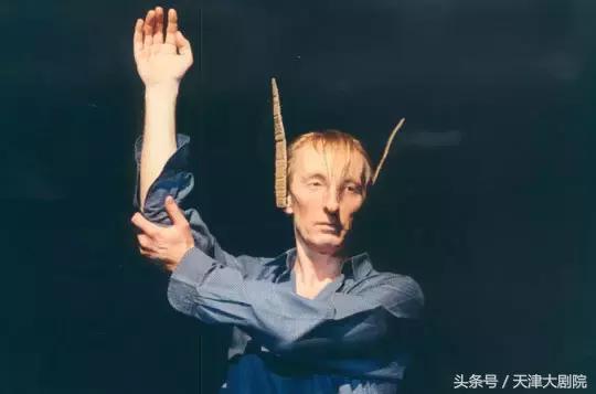 等待戈多话剧4分钟,等待戈多话剧片段20分钟