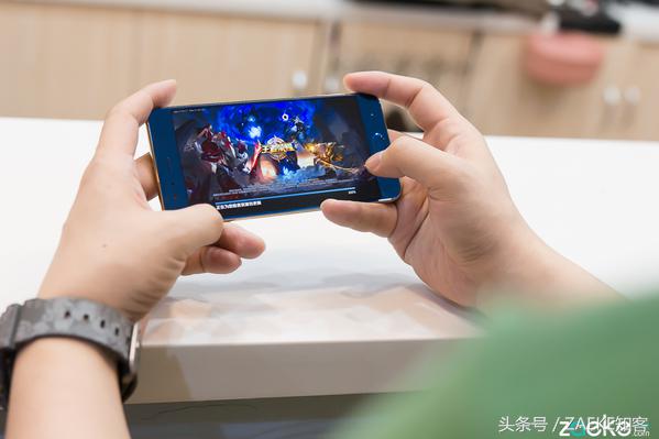 小米6还值得买吗,小米6目前还值得入手么