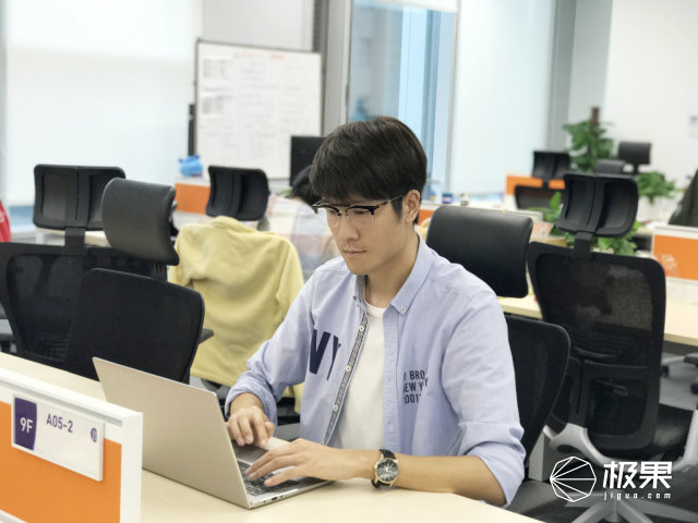 联想笔记本ideapad好不好用,联想超薄笔记本ideapad300