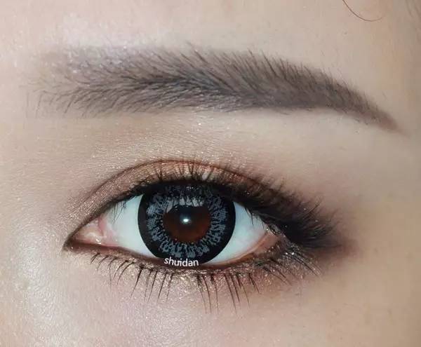 眼影种草玛丽黛佳,平价新手百搭眼影