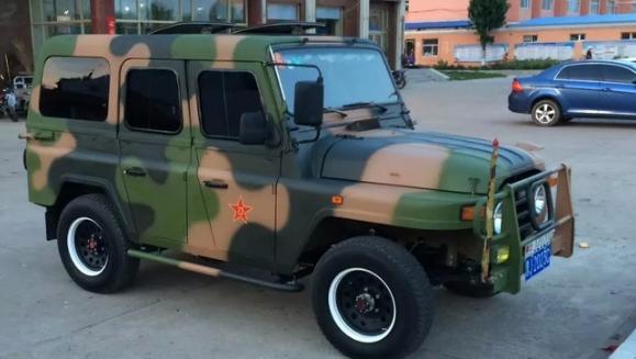 北汽迷彩汽车,北汽迷彩版212