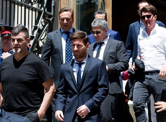 梅西球王变坑王,梅球王最惨的一次