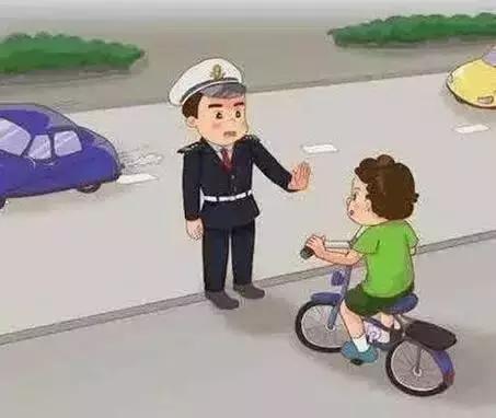 17岁男孩共享单车骑行,14岁男孩骑共享单车