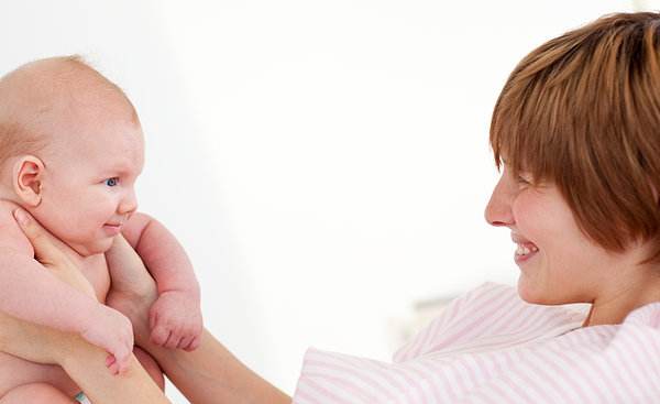 四个月宝宝厌奶期绝招快速解决,四个月宝宝不消化怎么办快速解决