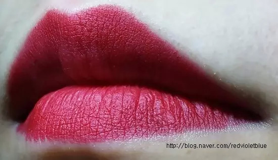 100支蓝色的口红,100支口红混彩泥