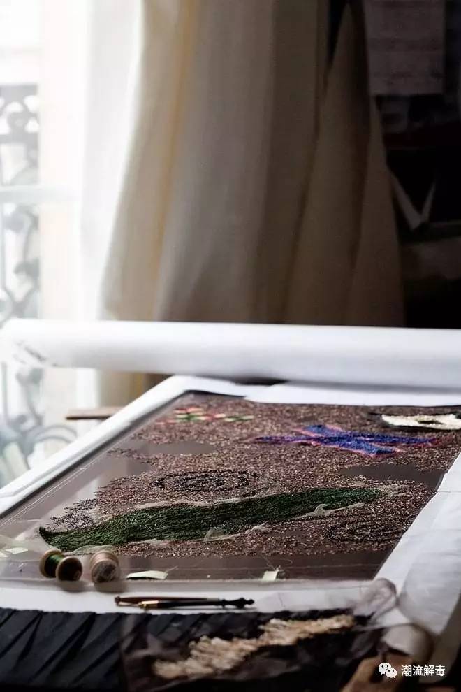 明星高定成衣和珠宝,为明星量身定制的高定