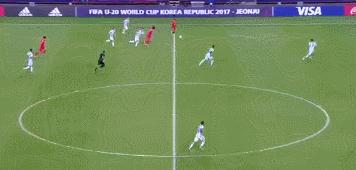 特维斯:中超50年内难比欧洲黄健翔:50年追得上日本么?