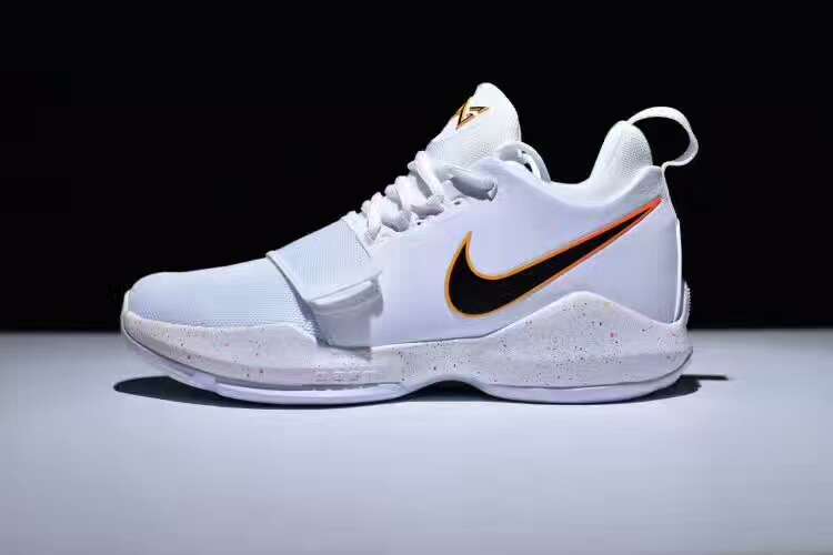 精仿的鞋真的比正品的差吗,运动假鞋有多大的危害