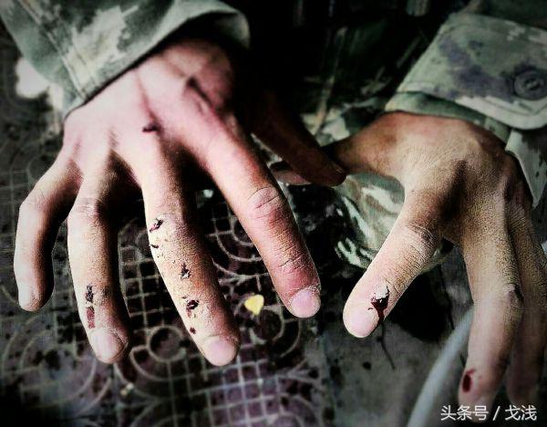 拥有一双好脚是什么样的体验,女生有一双好看的手是什么体验