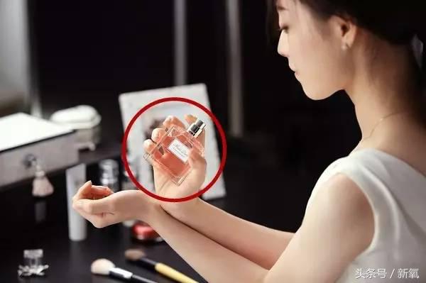 扒开女明星的化妆包｜看完倪妮的化妆品我觉得井柏然养不起她