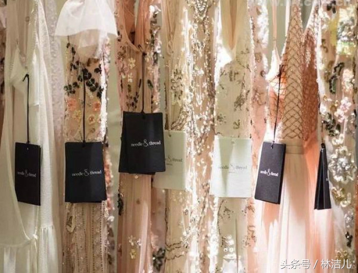 想像赵丽颖江一燕一样圆仙女梦?穿这3个平价仙裙品牌就够了!