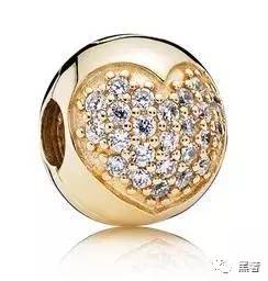 一入潘门深似海｜潘多拉的串珠子是怎么让人买到上瘾的？