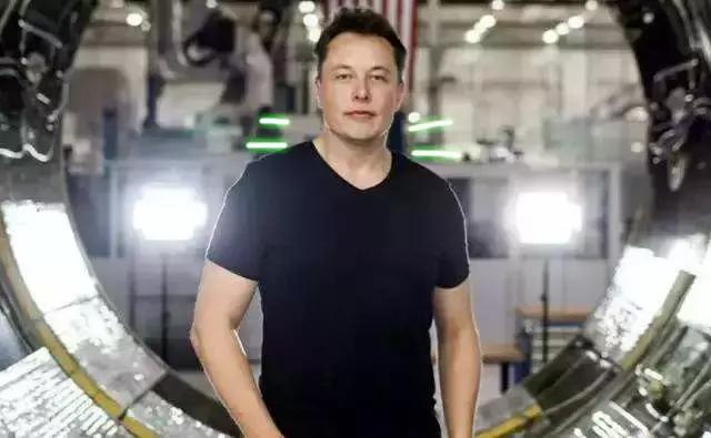 最舒服的纯色t恤,一件白t恤玩转你的春夏衣橱