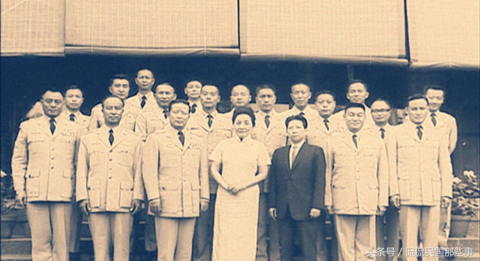 孔令伟1936年采购飞机1928年出厂，并且少了1000多架