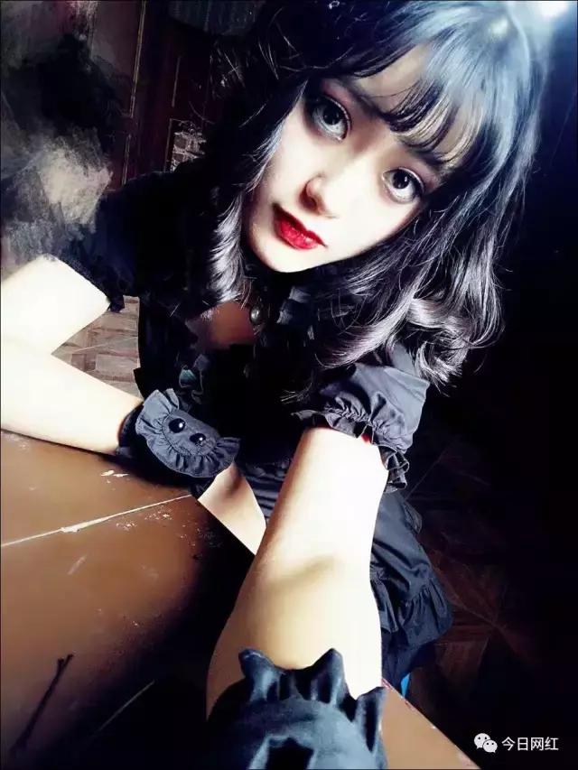 主播|甜蜜蜜的邻家妹妹,棕色碎发大眼睛,笑容酥酥惹人爱