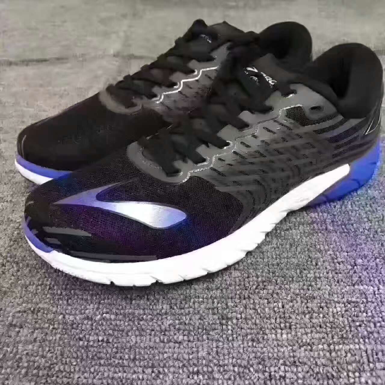 精仿的鞋真的比正品的差吗,运动假鞋有多大的危害