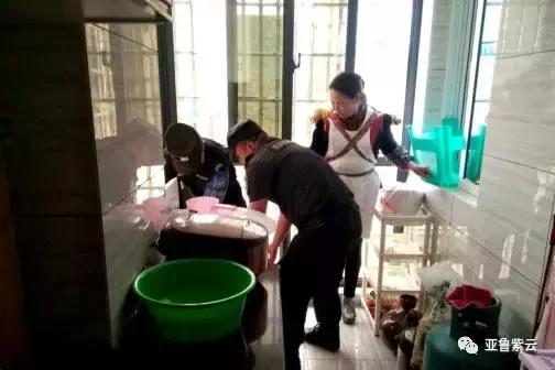 军民警民一家亲,警民一家亲关爱