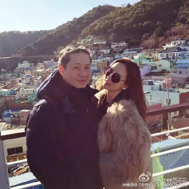 她生来就是公主，如今的第一名媛连小S都嫉妒，真正的人生赢家！