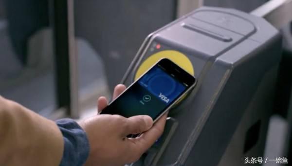 极客丨谷歌地图十周岁!PS3游戏机宣布停产!网络安全法新规