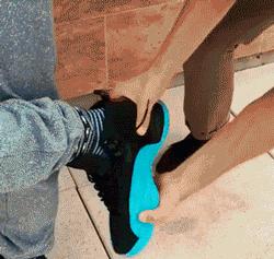 我书读得少你别骗我啊，我还从没见过打吊针打屁股上的