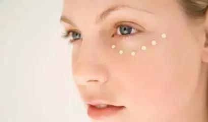 中医如何看眼睛的黑眼圈,黑眼圈重中医怎么解释