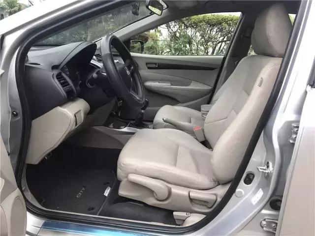 中山本田锋范经典,本田锋范颜值高