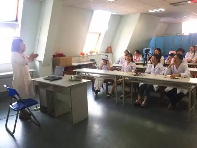 传承国学智慧弘扬中华传统正能量,传承国学经典弘扬中华文化一年级