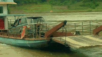 *底卧**剧归来,你的flag要往哪砸?