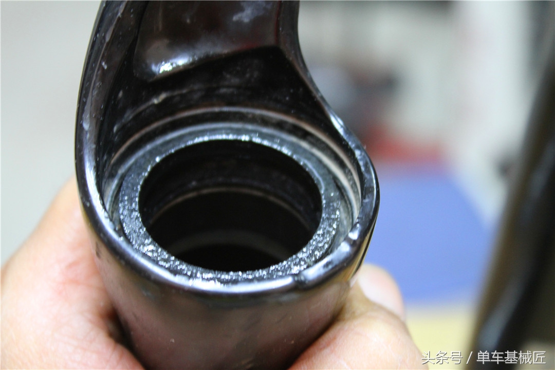 再见Marzocchi马祖奇——某年莫月末日某型号的气叉保养