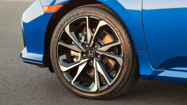 本田思域专用车,本田思域山上视频