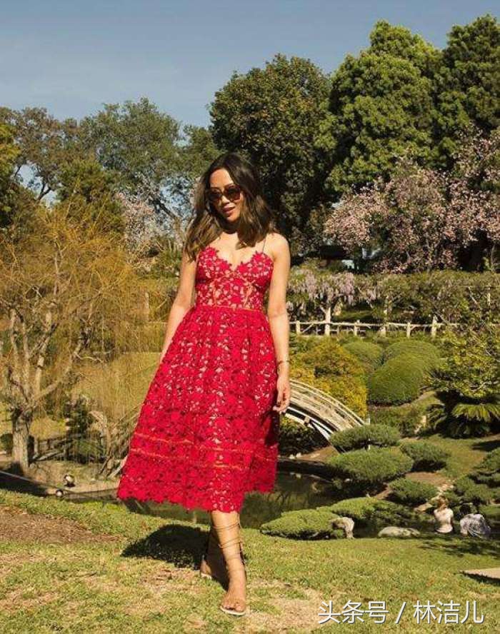 想像赵丽颖江一燕一样圆仙女梦?穿这3个平价仙裙品牌就够了!