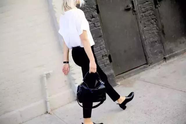 蒋欣背的女包,蒋欣香奈儿包