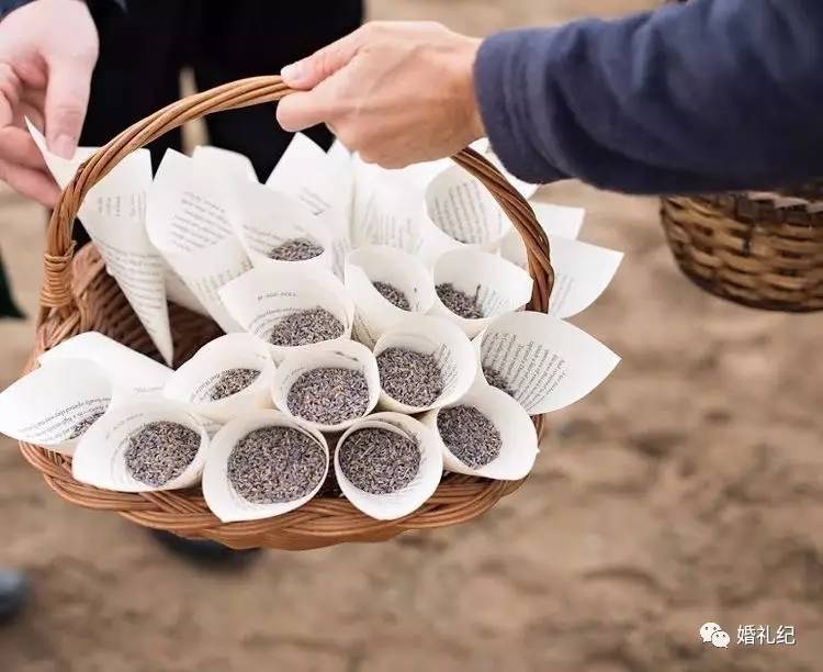 婚庆应该怎么做省钱,婚庆生意不赚钱了怎么办