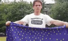 我书读得少你别骗我啊，我还从没见过打吊针打屁股上的