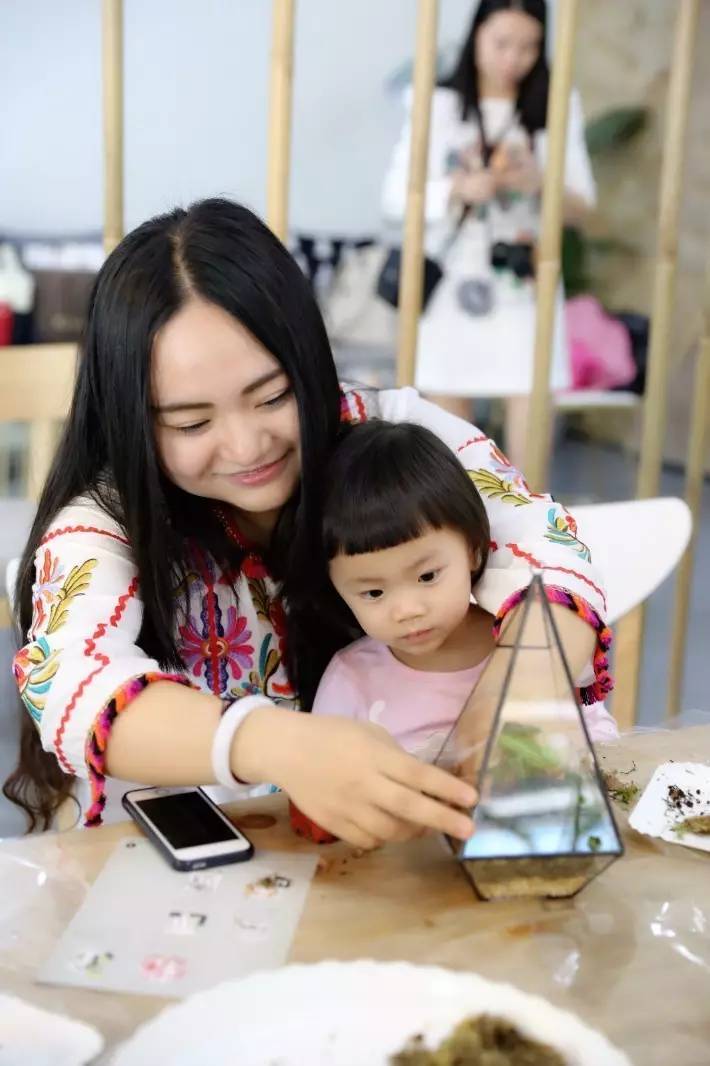 放假了，孩子真的没人带