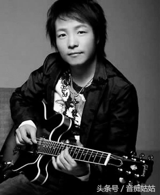 音乐故事：天后的《执着》其实是妻子对丈夫的相濡以沫