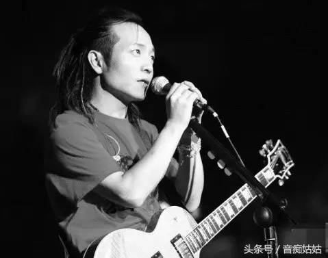 音乐故事：天后的《执着》其实是妻子对丈夫的相濡以沫