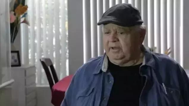 为了复活50年前的“冷冻人”,这个维修工背负了半世纪的骂名