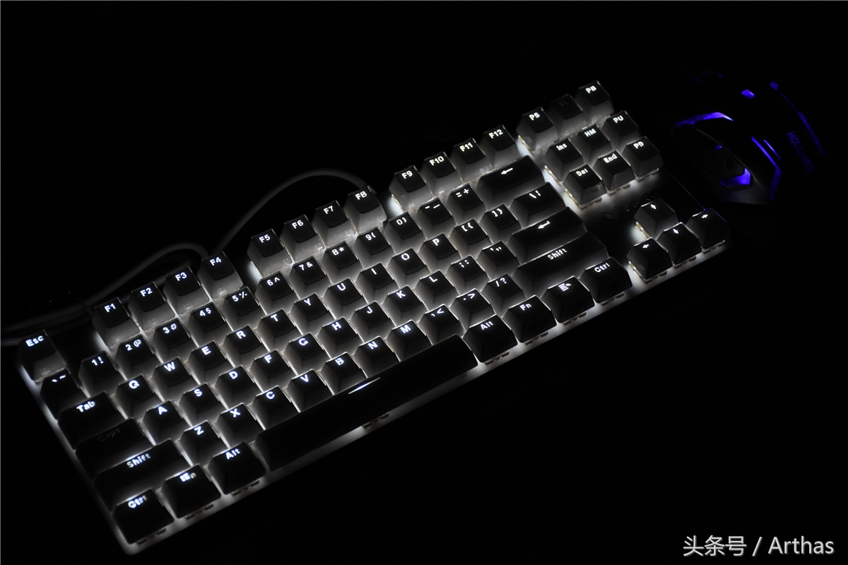 雷柏v500pro机械键盘测评,合金版雷柏v500键盘测评
