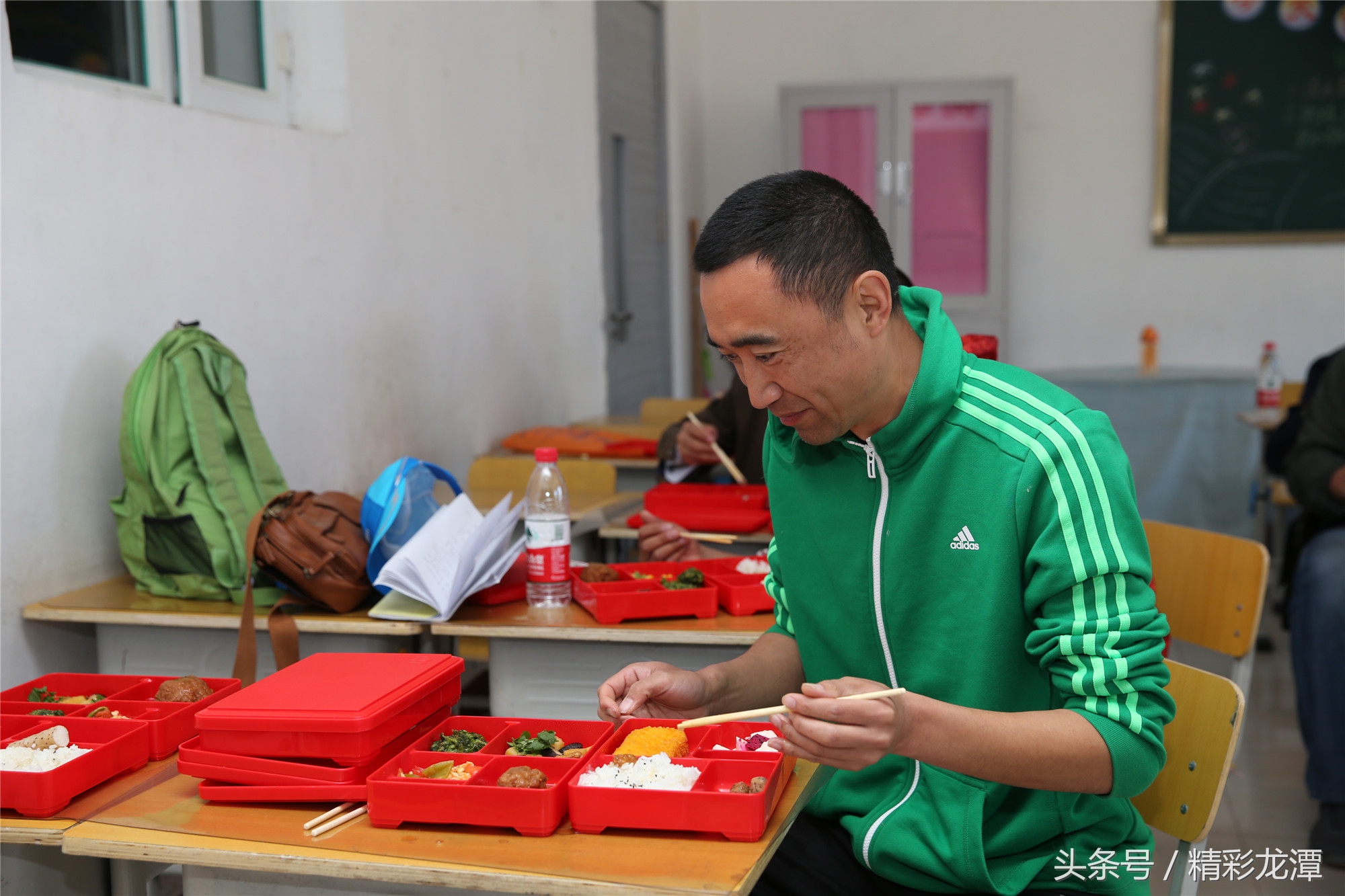 酷客李——吉林市最大的营养配餐中心