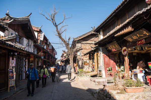 丽江攻略束河古镇,丽江束河古镇蓝石客栈住宿价格