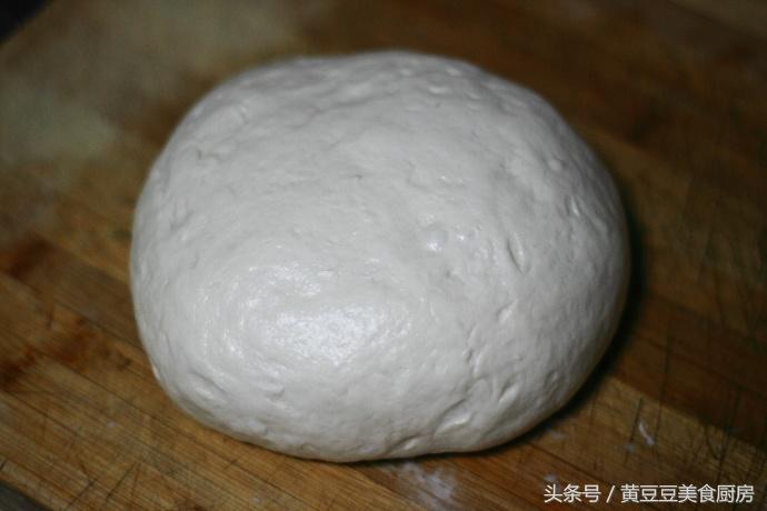 无矾香酥大油条怎么做的,在家轻松做出酥脆好吃的大油条