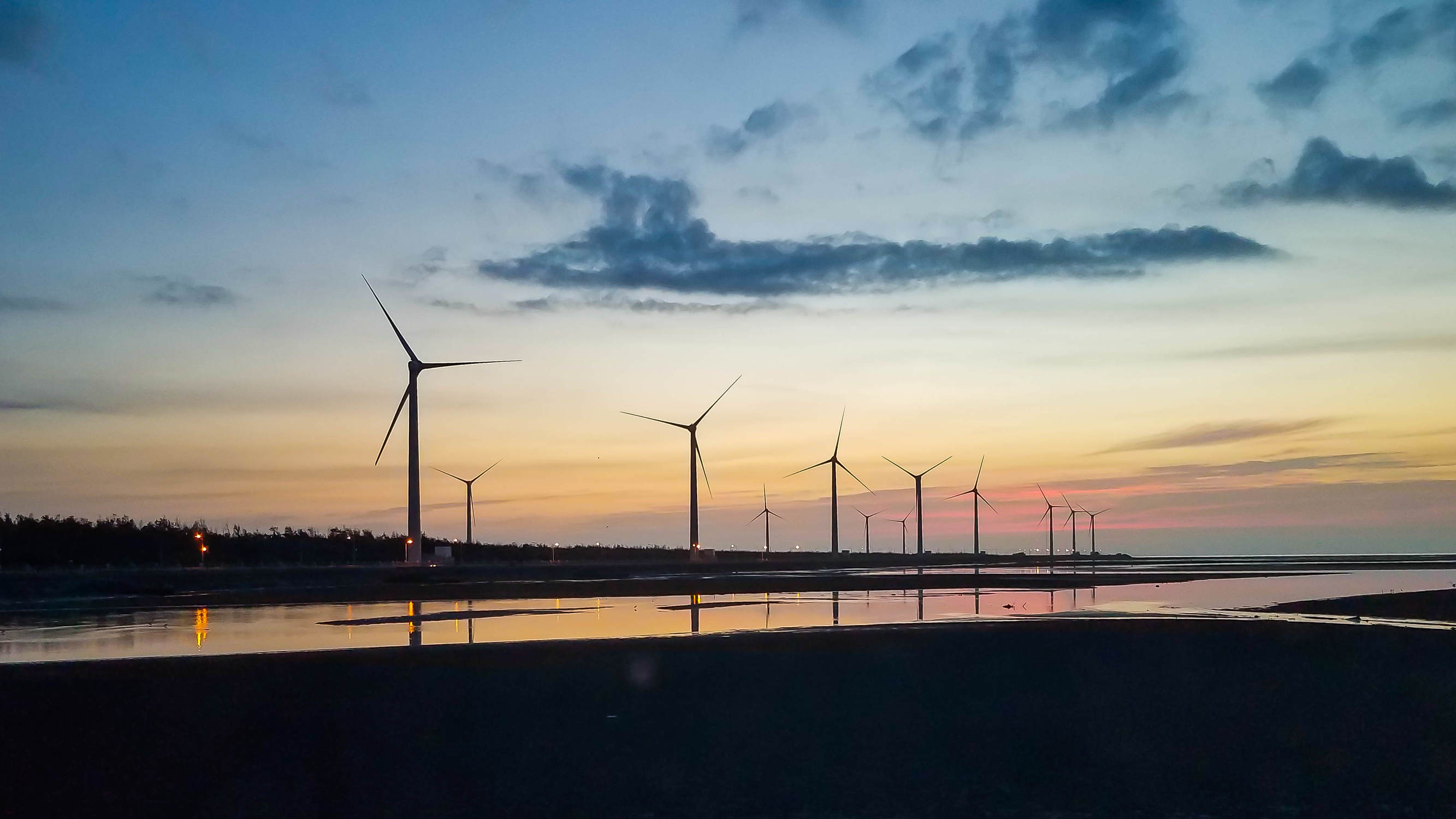天空之镜高原之蓝视频,台湾湿地公园推荐