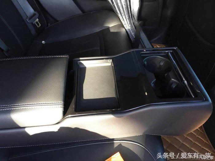 4s店的接待员,4s店接待员