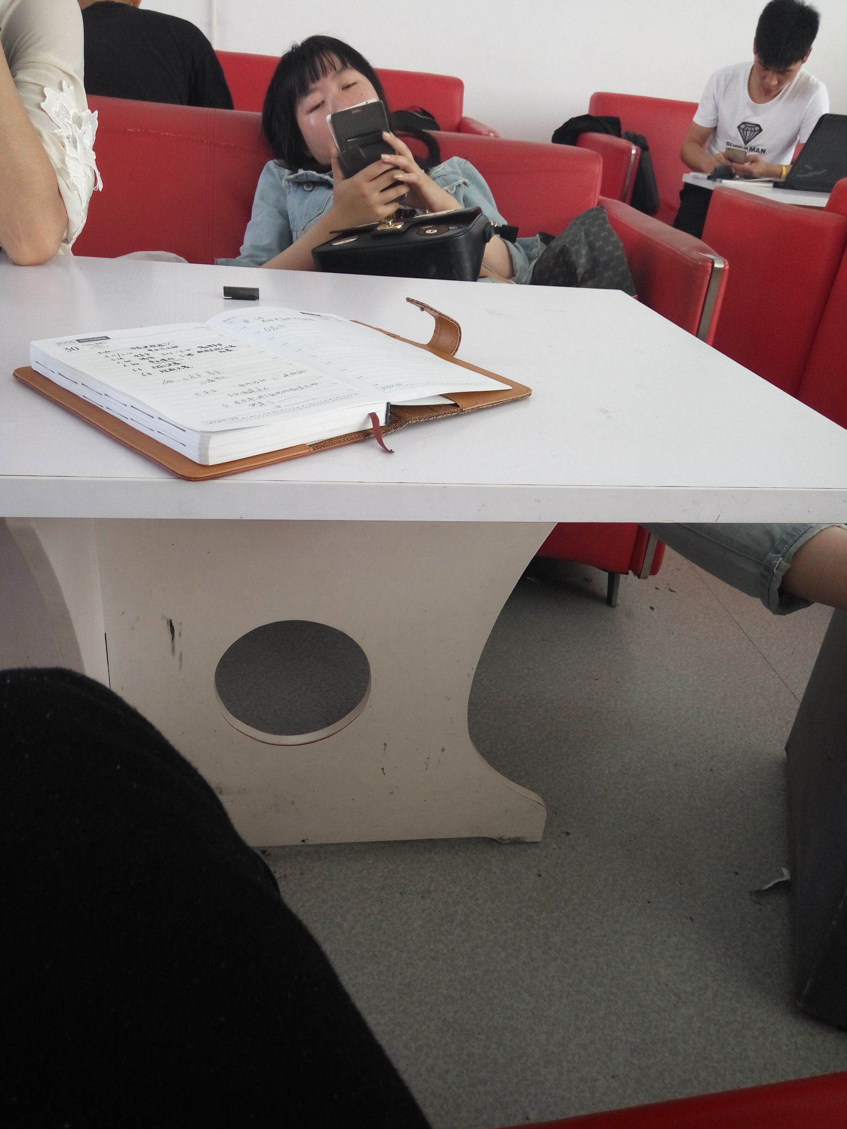 赚了点钱还要被批评,赚了钱还要被批评