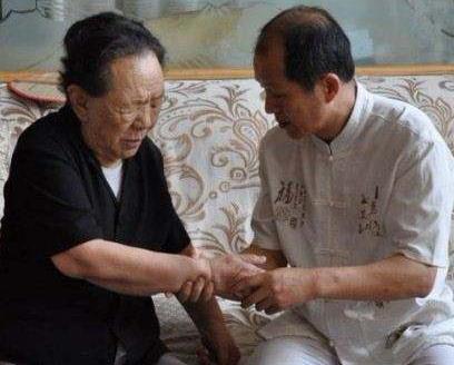 手麻脸麻警惕七个大病已盯上你,经常手麻的人要警惕八种疾病