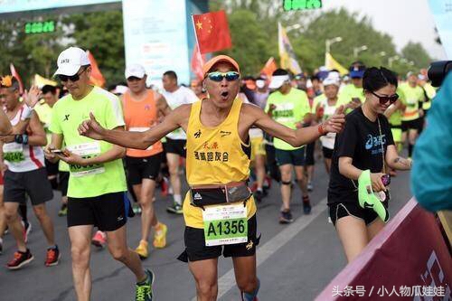 2018宁夏丝绸之路马拉松,宁夏银川丝绸之路马拉松现场直播