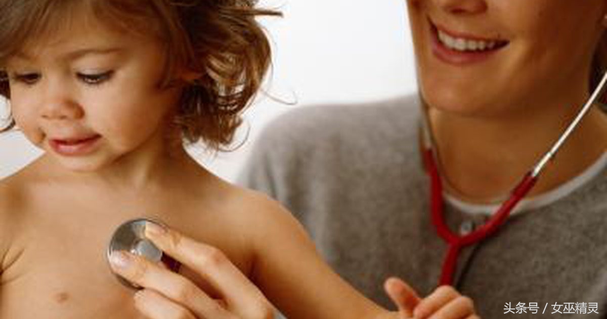 宝宝脸上长像扁平疣的疙瘩,宝宝脸上长小颗粒是丝状疣吗