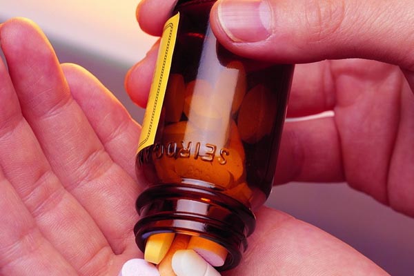 硝酸甘油片舌下含服注意事项,硝酸甘油是常用药吗