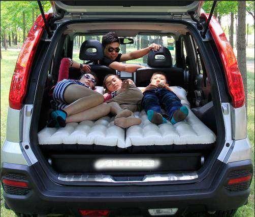 为啥年轻人，都喜欢加大的SUV越野车了，老司机一语道破